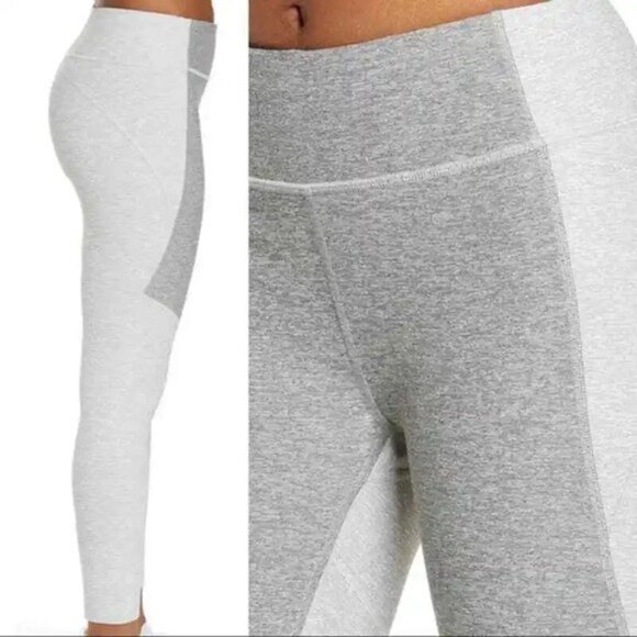 Outdoor Voices Mid Rise Two tone 7/8 Legging in Grey - Picture 4 of 5